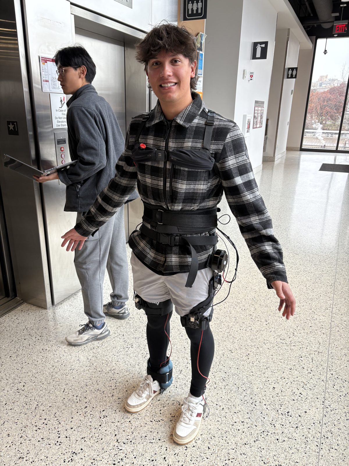 Wearing the hip exoskeleton.